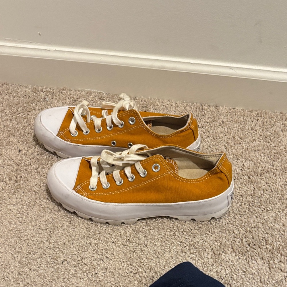 Converse Women's Sneakers in Mustard and White